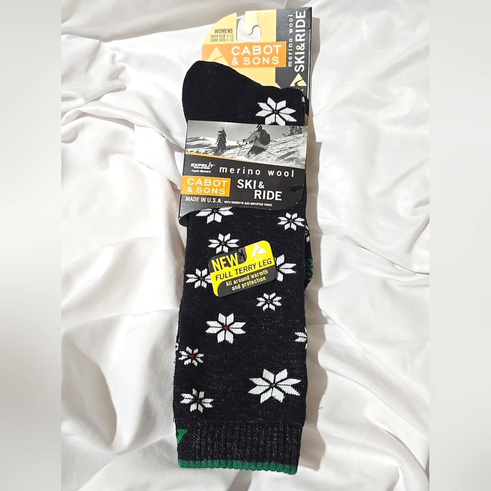 NWT Cabot and Sons Ski & Ride Full Terry Leg Women Socks 59% Merino Wool 1 Pair